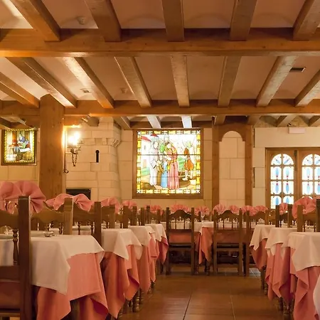 Hotel Santo Domingo De Silos 3*