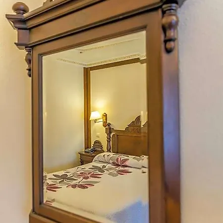 Hotel Santo Domingo De Silos Otel