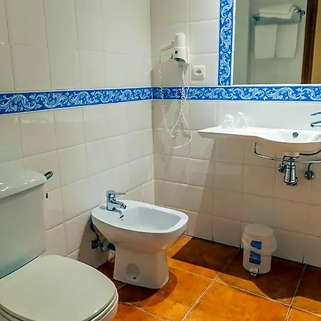Hotel Santo Domingo De Silos 3*
