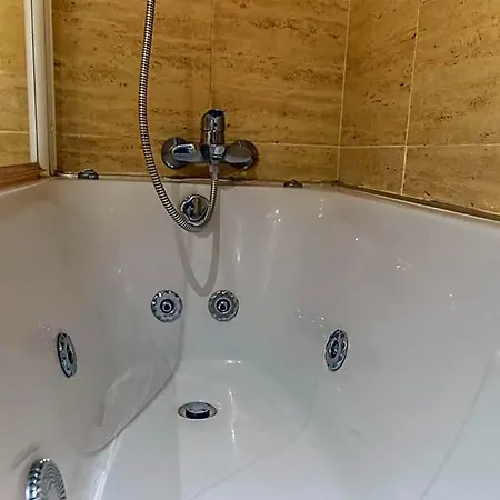 Otel Hotel Santo Domingo De Silos 3*