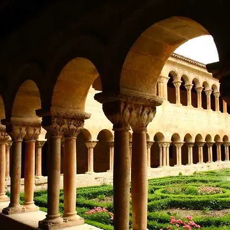 Hotel Santo Domingo De Silos 3* Santo Domingo De Silos