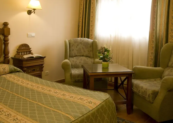 Hotel Santo Domingo De Silos Санто-Доминго-де-Силос