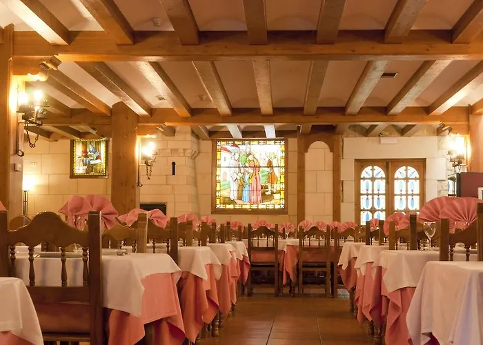 Hotel Santo Domingo De Silos 3*