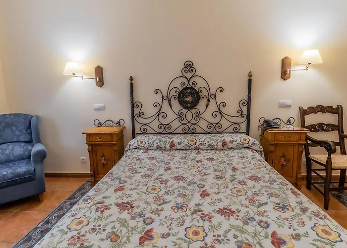 Hotel Santo Domingo De Silos Отель 3*