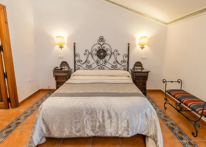 Hotel Santo Domingo De Silos 3* Санто-Доминго-де-Силос