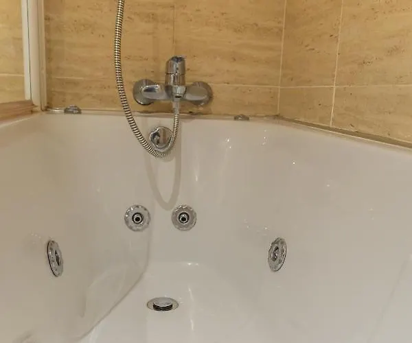 Отель Hotel Santo Domingo De Silos Санто-Доминго-де-Силос