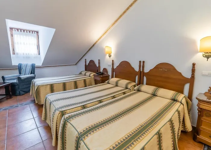 Hotel Santo Domingo De Silos Hotel