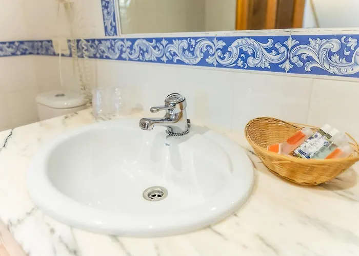 Hotel Santo Domingo De Silos 3* Санто-Доминго-де-Силос