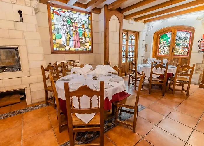 Hotel Santo Domingo De Silos Санто-Доминго-де-Силос