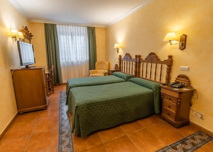 Hotel Santo Domingo De Silos Санто-Доминго-де-Силос