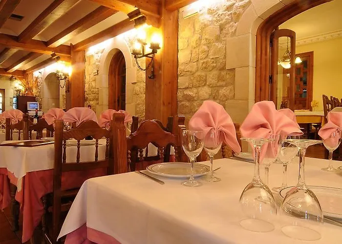 Отель Hotel Santo Domingo De Silos